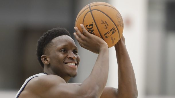 李玲同样不 李玲同样不